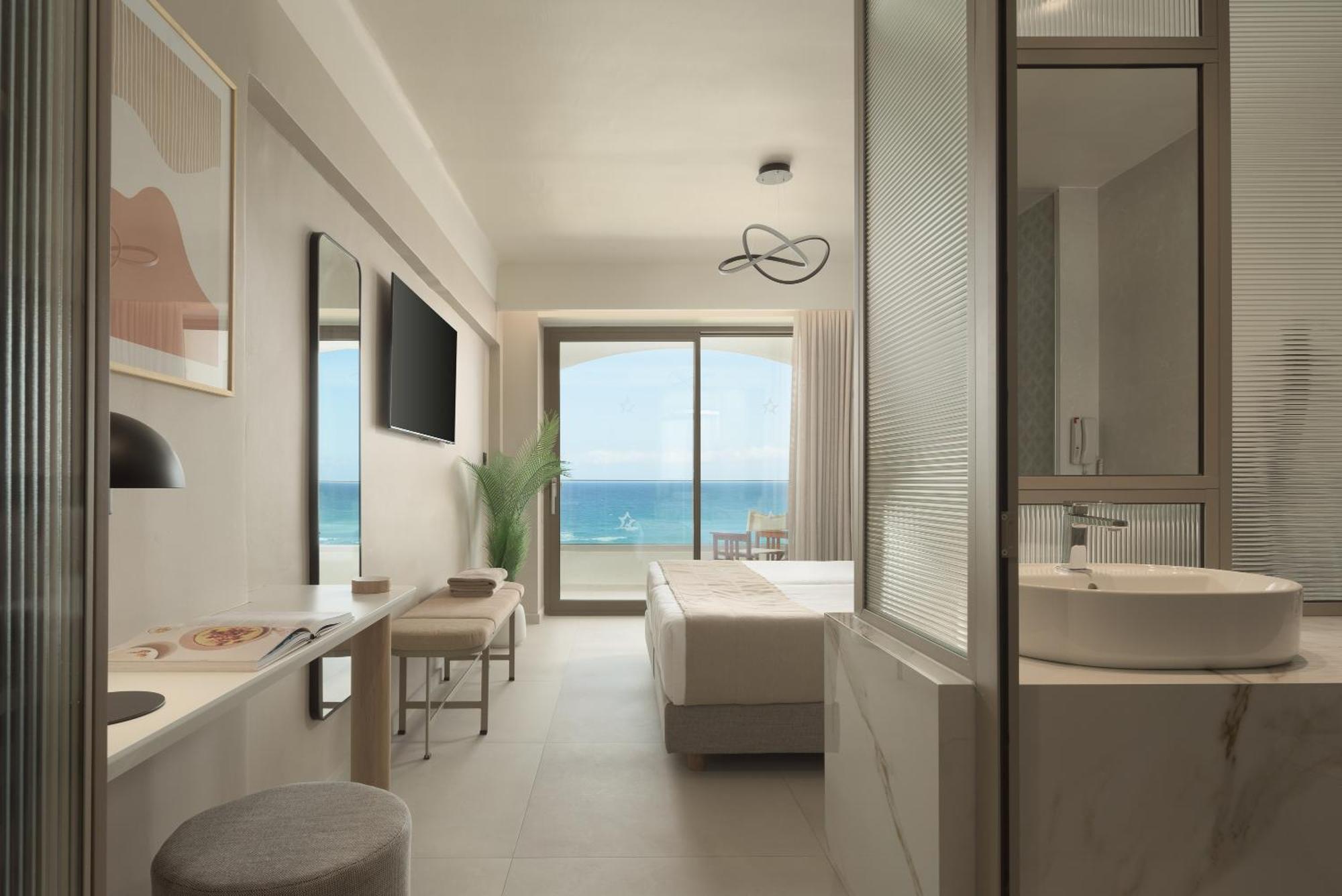 Отель Creta Star - Adults Only
